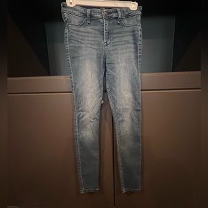 abercrombie dark skinny jean